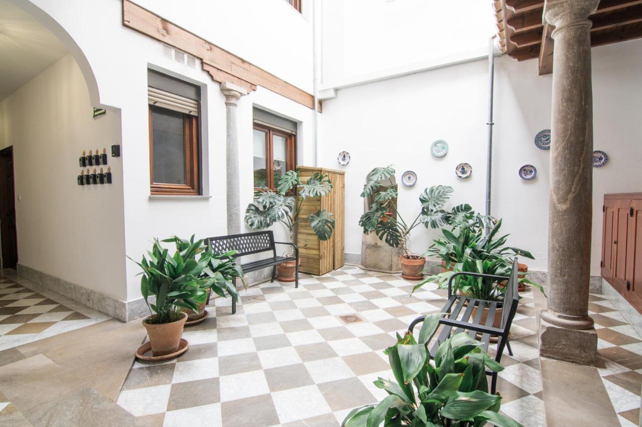 Tuguest Plaza De Gracia Apartment Granada Luaran gambar